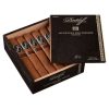 Davidoff Nicaragua Box-Pressed Robusto (5" x 48)