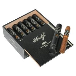 Davidoff Nicaragua Robusto Tubos (5" x 50)